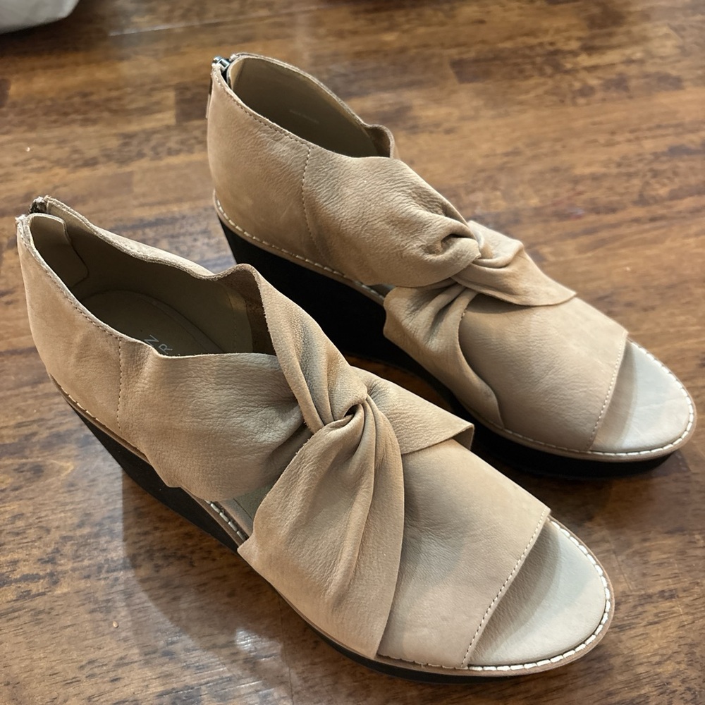 Eileen Fisher Beige Wedge Sandals